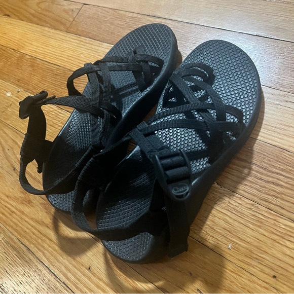 Chaco Black Sandals - Picture 1 of 6